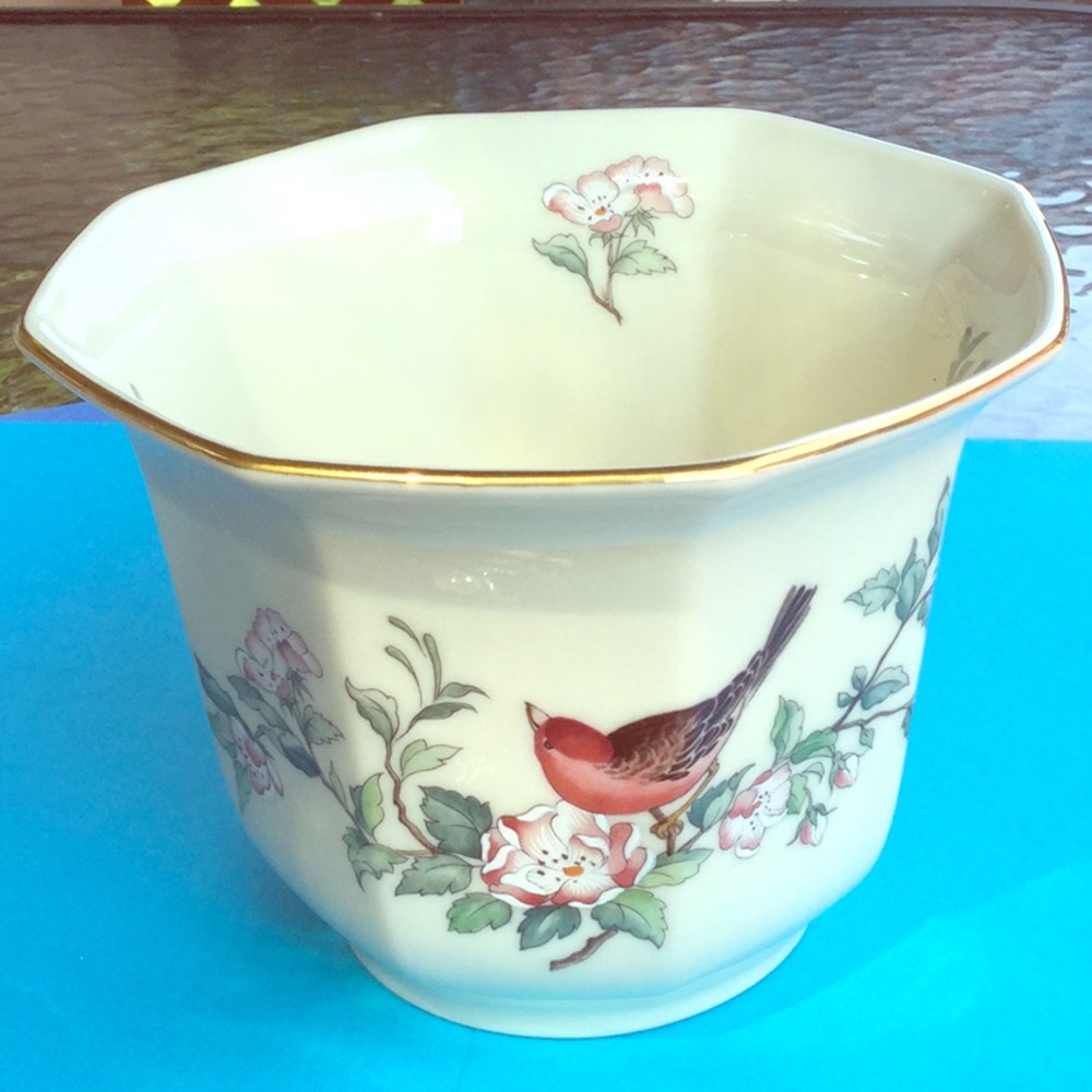 Lenox China Serenade Pot